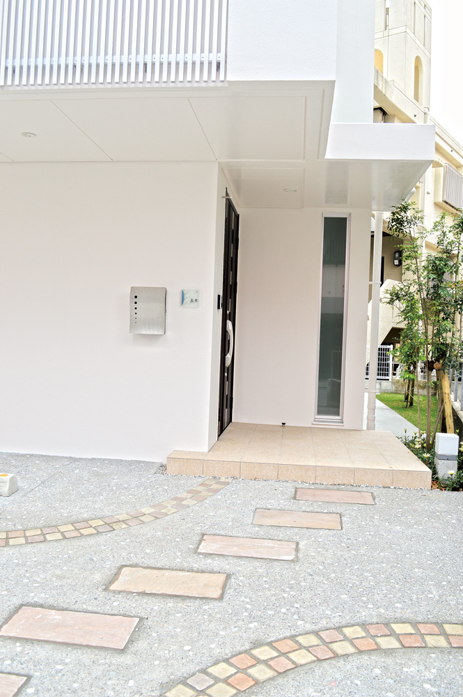 屋上テラスのある家_02