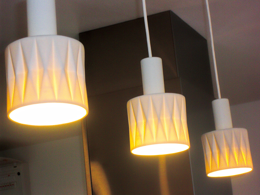 オープンキッチンを囲む家_10