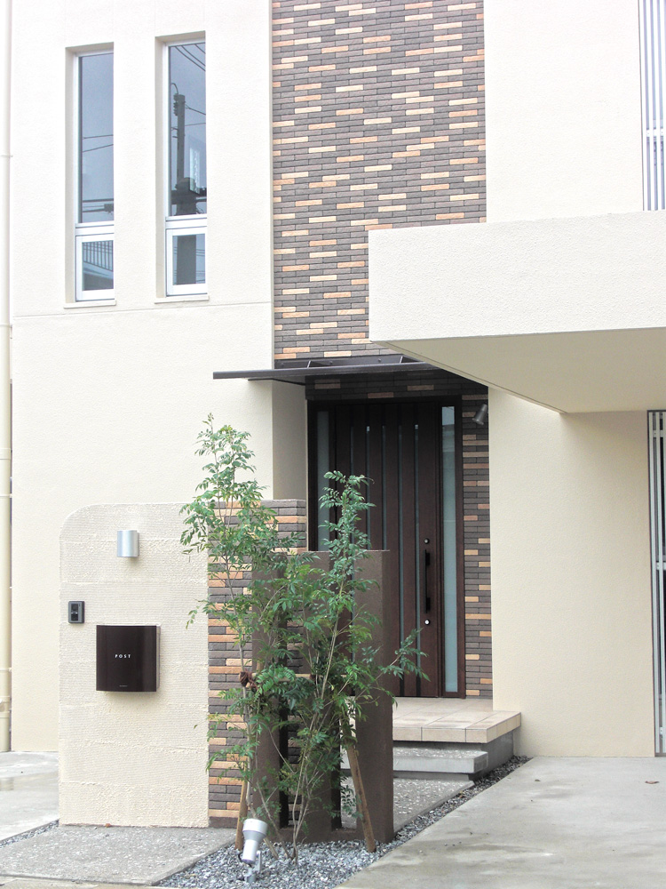 オープンキッチンを囲む家_02