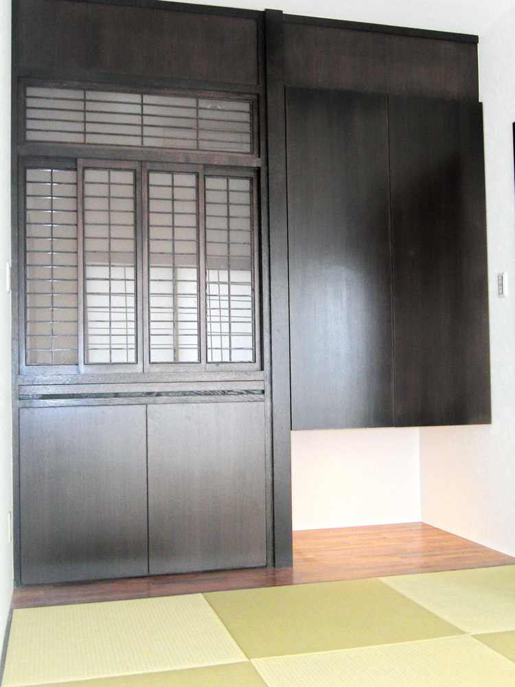 オープンキッチンを囲む家_06