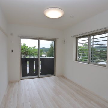 apt-works02f