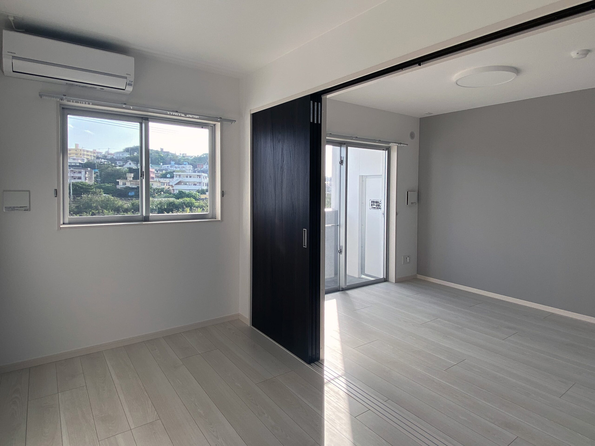 apt-works03d